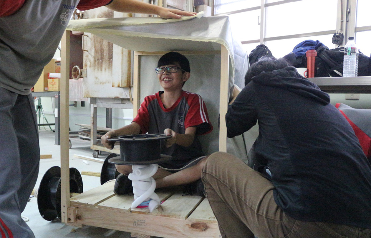 宜蘭教育, action for education, yilan, taiwan, 宜蘭, 宜蘭國際設計教育, 國際交流, 工作坊, 都市酵母, 國際設計交流, 文化交流, 跨文化, 教育, 水越設計, AGUA Design, Belgium, Designer, Education, design thinking, 新加坡, Singapore, 參與式設計,  P!D, Participate in Design, Larry Yeung, Jennifer Sullivan, 利澤國中, 文化國中, 遊戲場計畫, Let's Hack our Play!