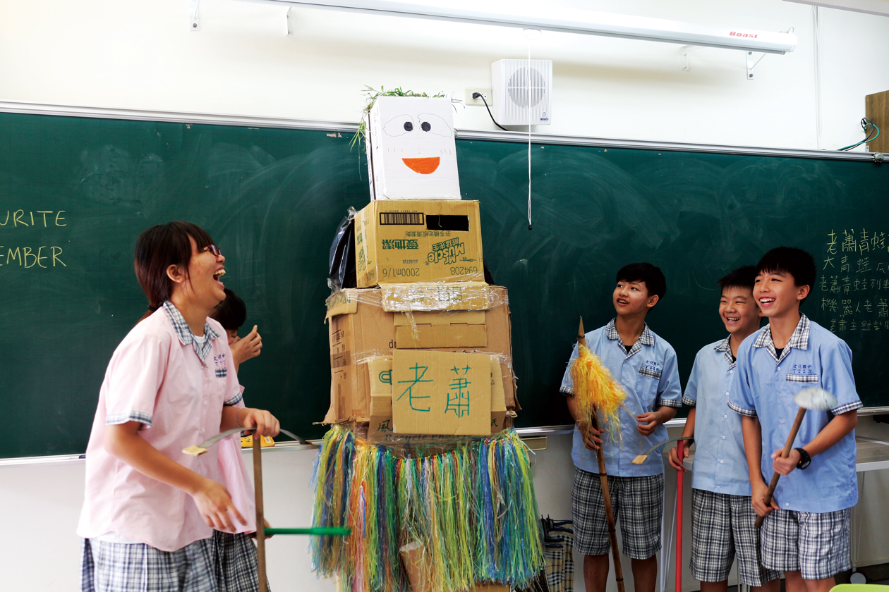 宜蘭教育, action for education, yilan, taiwan, 宜蘭, 宜蘭國際設計教育, 國際交流, 工作坊, 都市酵母, 國際設計交流, 文化交流, 跨文化, 教育, 水越設計, AGUA Design, Belgium, Designer, Education, design thinking, 新加坡, Singapore, 參與式設計,  P!D, Participate in Design, Larry Yeung, Jennifer Sullivan, 利澤國中, 文化國中, 遊戲場計畫, Let's Hack our Play!